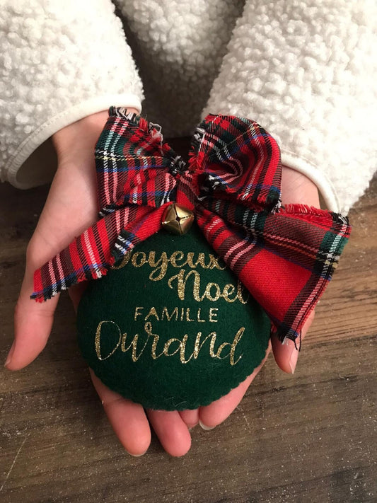 Boule de Noël "Joyeux Noël famille ... " - Boule de Noël à personnalisée - Noël décoration