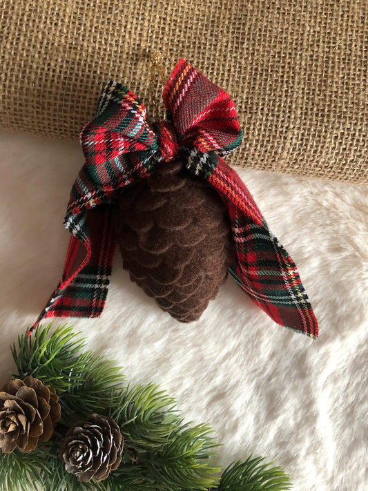 Pomme de pin - Boule de Noël - Décoration sapin - Noël en feutrine