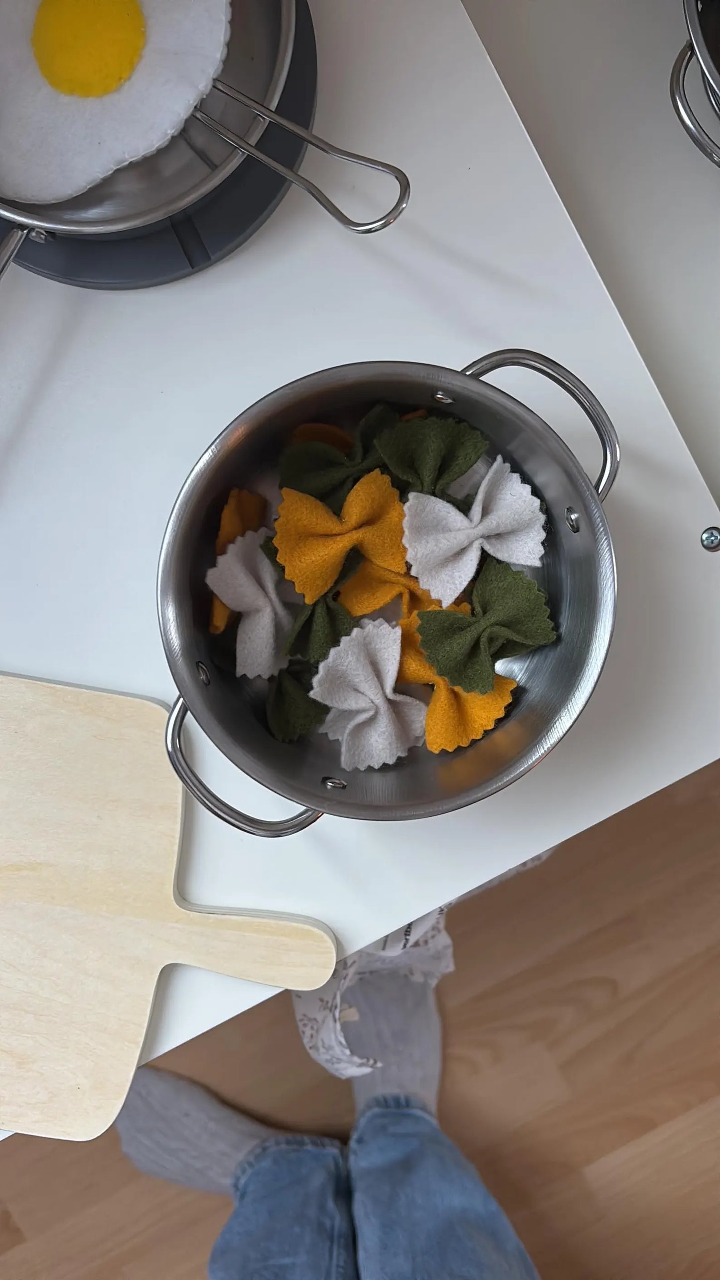 Paquet de pâtes en feutrine - farfalles multicolor