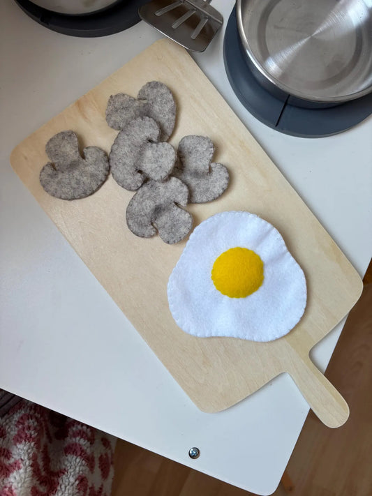 Œuf sur le plat en feutrine - dînette pour enfant